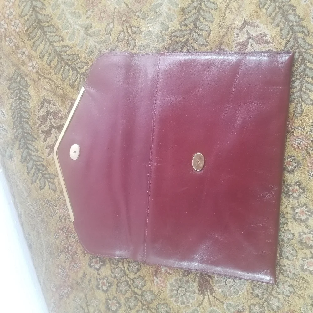 Vtg 70s Etienne Aigner rare oxblood wine leather envelope clutch purse